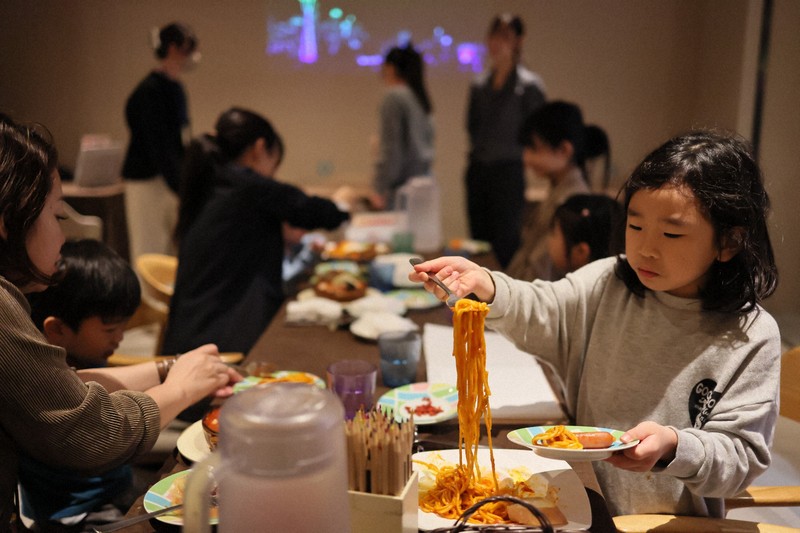読む写真 国超え心結ぶ食堂 [写真特集3/5] | 毎日新聞