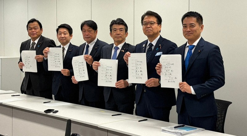 ガソリン暫定税率年内廃止、与野党6党正式合意 関連法案成立へ | 毎日新聞