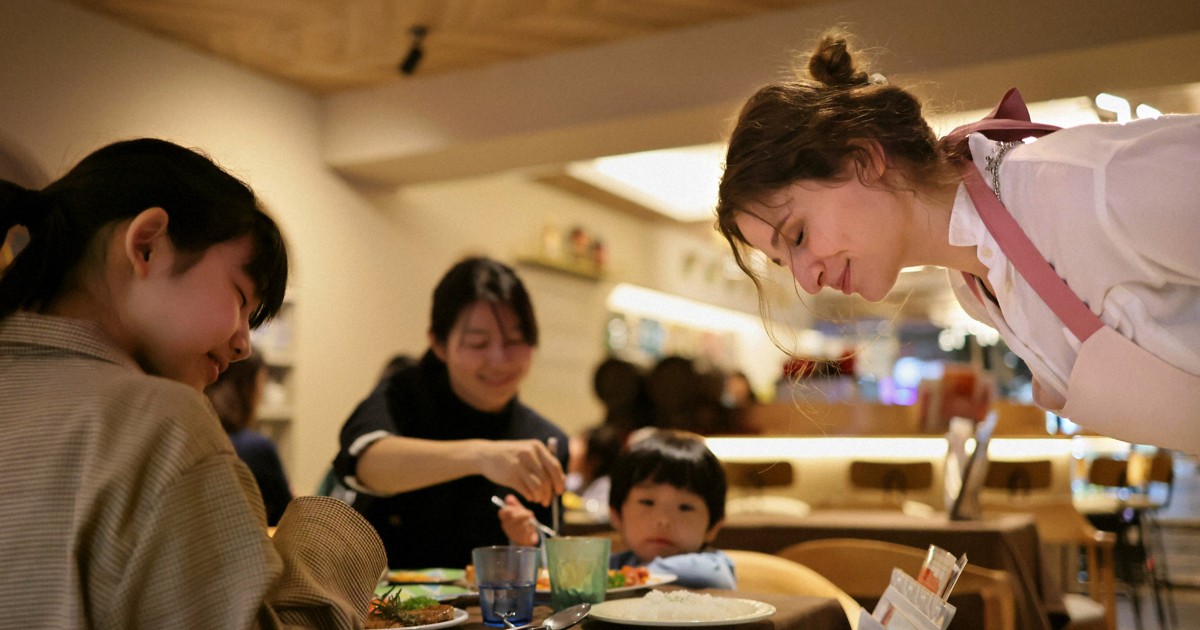 Tokyo cafe supporting Ukrainians launches low-cost meals for kids, uniting hearts