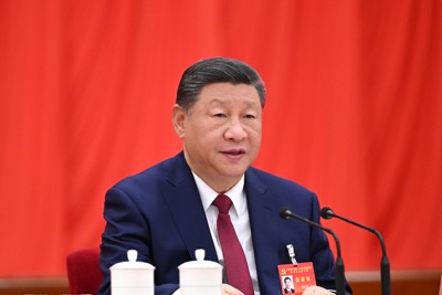 会議で重要演説を行う習近平氏（2025年10月、北京）　新華社