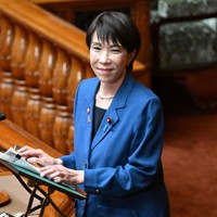 参院本会議で代表質問への答弁に臨む高市早苗首相＝国会内で2025年11月6日午前10時32分、平田明浩撮影