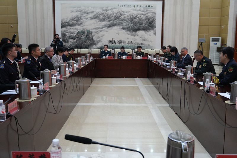 日中の佐官級交流事業 自衛隊幹部ら中国入り 高市政権発足後初 | 毎日新聞