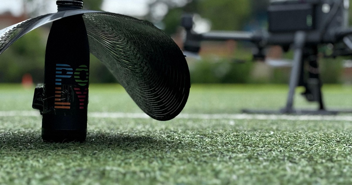 Parachute inspired by traditional Japanese paper art could assist in humanitarian aid