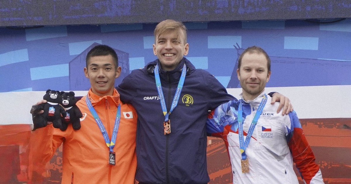 Born barely alive, Japan's Aoyama runs for Deaflympic marathon gold