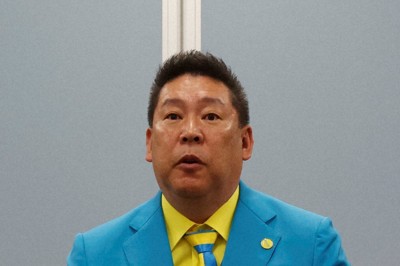 立花孝志・NHK党首を名誉毀損容疑で逮捕　元兵庫県議への中傷で
