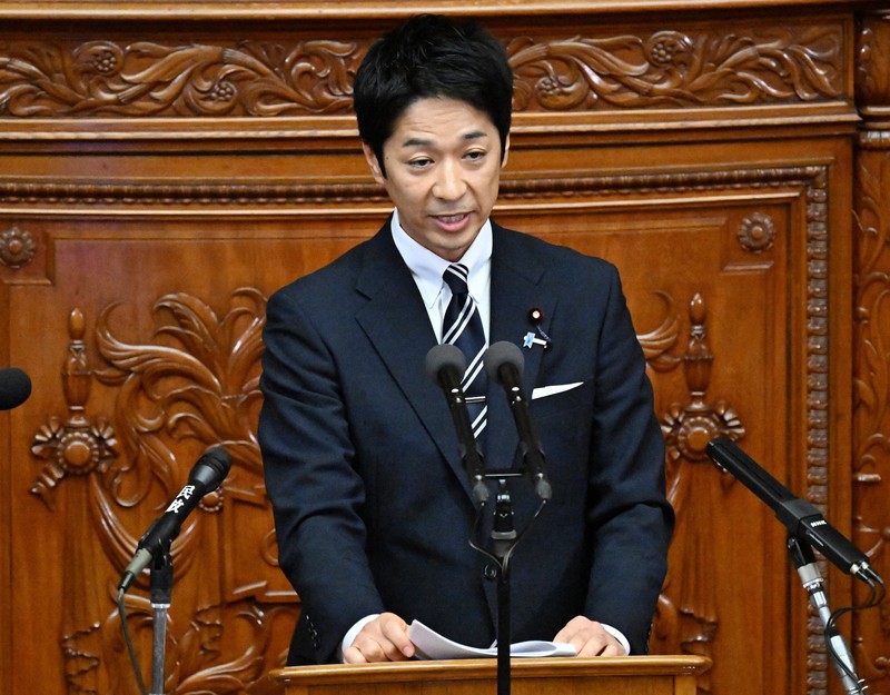 【中古】 財政憲法の再検討 読む政治：“高市改憲”は内閣主導? 「原案の提出権ある」首相発言が波紋