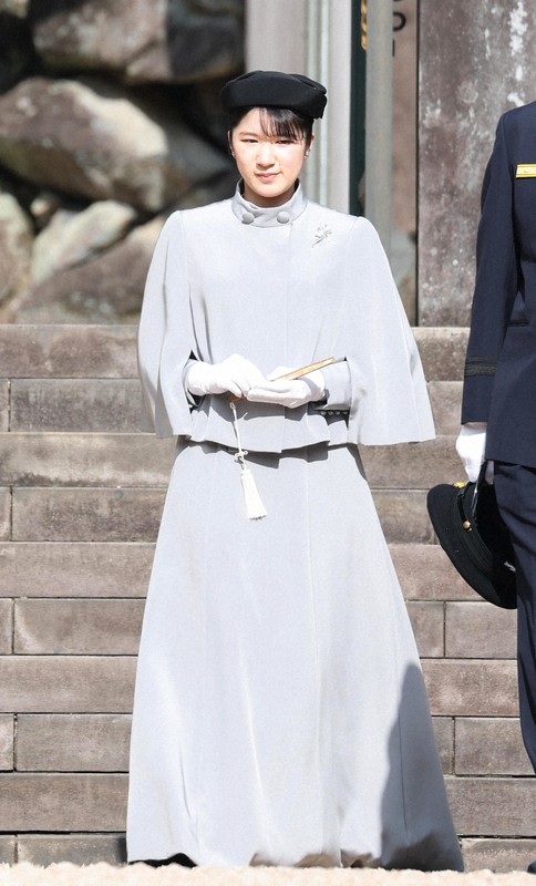 愛子さまが昭和天皇陵など参拝 ラオスで初の海外公務を前に | 毎日新聞