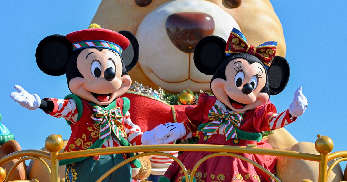 3441.昔の海外ディズニーワールドピン クリスマス テディベアドール