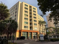 南フロリダの高齢者住宅物件は、購入価格を75％下回る価格で売却された＝Deborah Acosta/WSJ