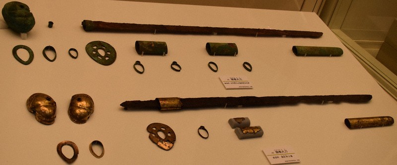 金銀輝く古代大刀 当時最先端の工芸品 さきたま史跡の博物館で企画展