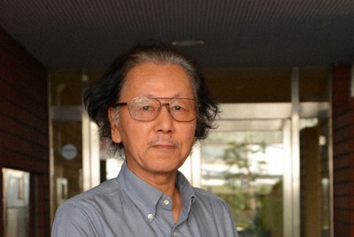 将棋倶楽部24の年内終了を発表した席主の久米宏さん＝本人提供