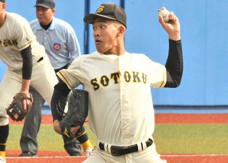 崇徳は左腕に高い完投能力、多彩な攻撃も光る 秋季高校野球中国 | 毎日新聞