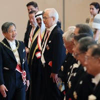 秋の叙勲 大綬章親授式 [写真特集1/24] | 毎日新聞