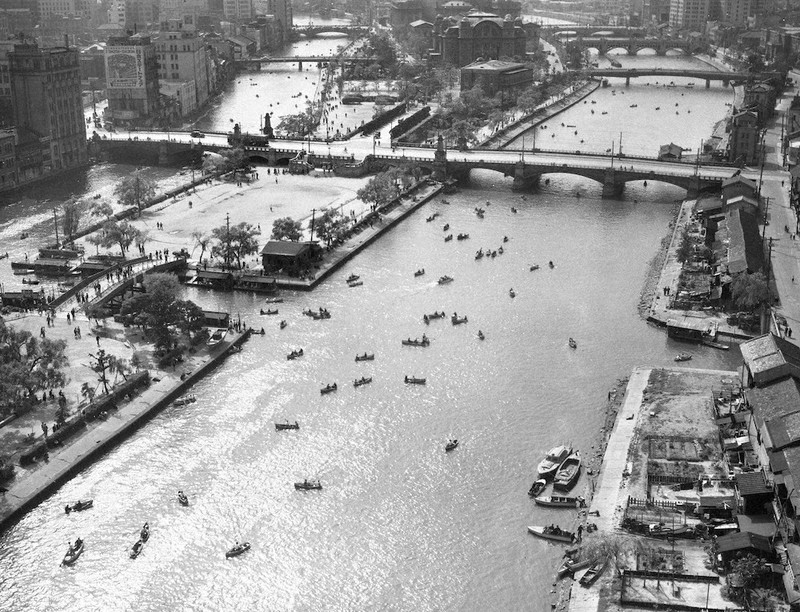 蔵出しPhotoアーカイブ：あの日の紙面 空撮 70年前 大阪 復興、見