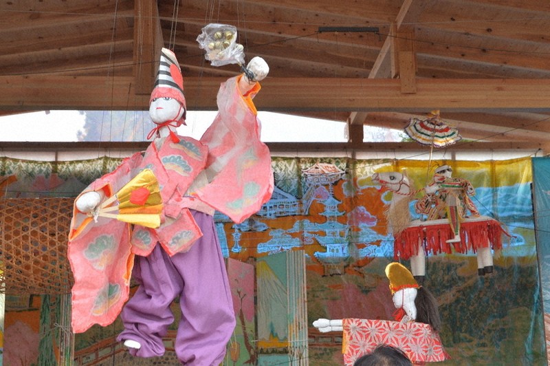 糸操灯籠人形の灯、再び 郷土芸能「途絶えさせない」 安中で15日 24年