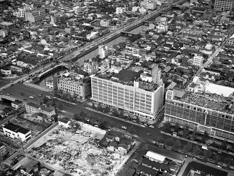 蔵出しPhotoアーカイブ「空撮70年前・大阪 復興見てや」 [写真特集1/7