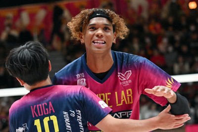 エースグレベア：村山豪、早大同期の宮浦と対戦「いざ相手にしてみたら