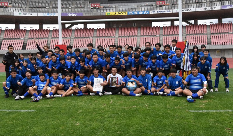 【新潟】2大会ぶり3回目の花園出場を決めた北越の選手たち＝新潟市中央区のデンカビッグスワンスタジアムで2025年11月1日午後2時56分、戸田紗友莉撮影