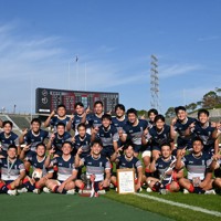 【兵庫】5大会ぶり8回目の花園出場を決めた関西学院の選手たち＝神戸市須磨区のユニバー記念競技場で2025年11月8日午後2時39分、木山友里亜撮影