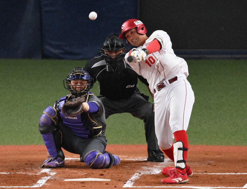 日本生命 社会人野球 ジャケット 社会人野球日本選手権：決勝 日生 粘り最後まで スタンド赤く染め 準V