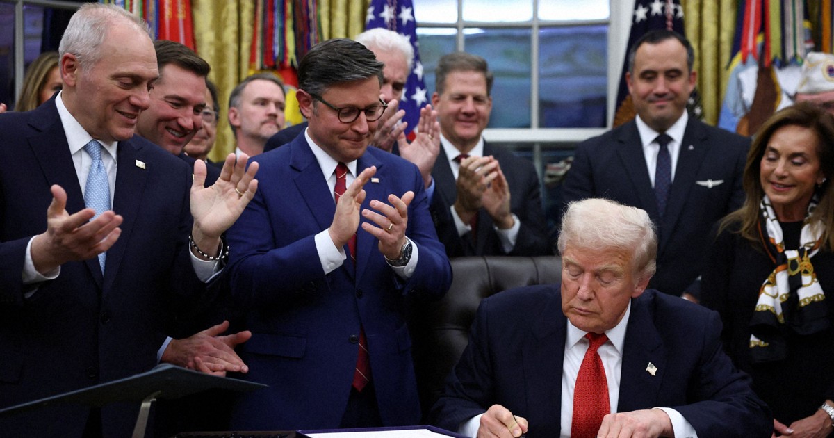 米政府閉鎖、史上最長の43日間で終止符　つなぎ予算案成立で