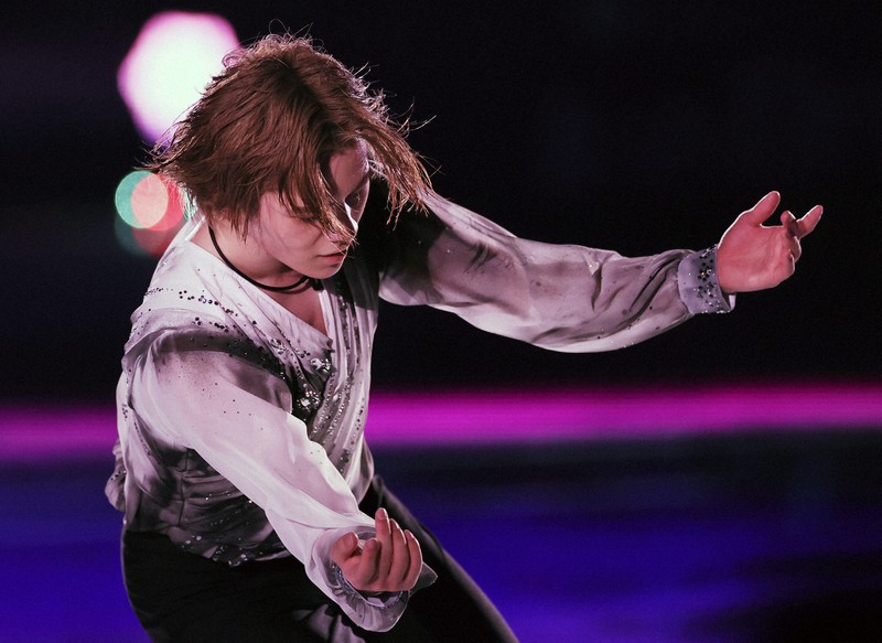 figure-eye：迫力、静けさ…表現の幅に驚嘆 宇野昌磨さん「Ice Brave2