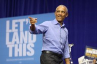 米東部ニュージャージー州知事選で民主党候補の選挙集会に駆けつけたオバマ元大統領＝ニュージャージー州ニューアークで2025年11月1日、ロイター