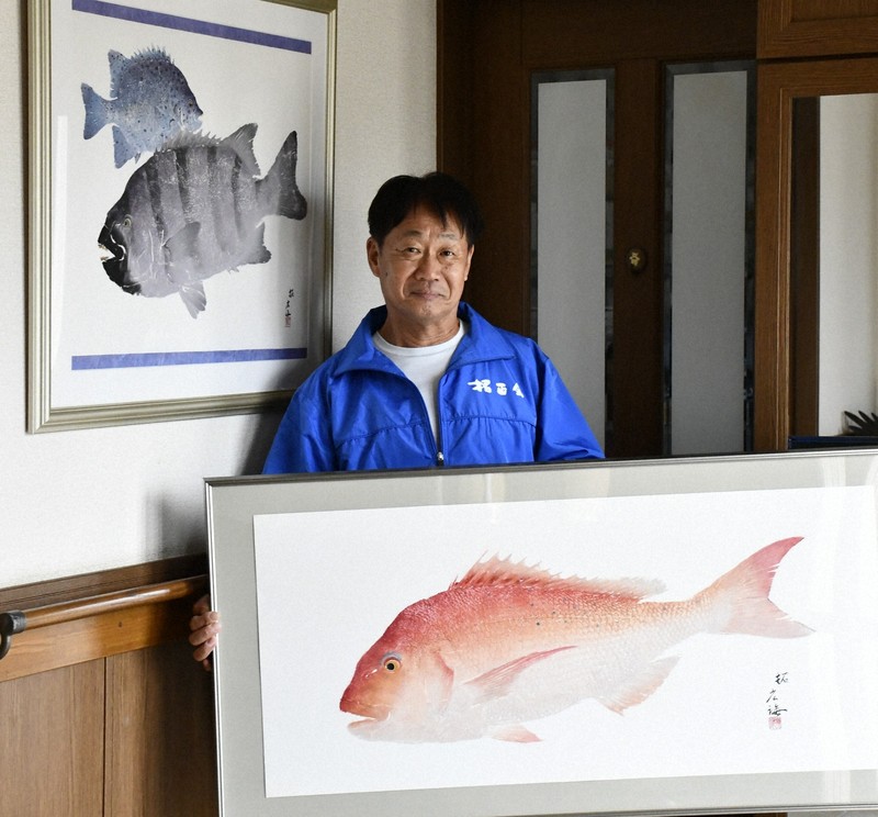 実は一発勝負の「アート魚拓」 森内広海さん「質感伝わるよう」 | 毎日新聞