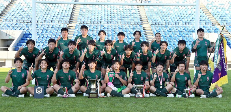 【埼玉第1】2大会連続6回目の花園出場を決めた昌平の選手たち＝埼玉県熊谷市の熊谷ラグビー場で2025年11月15日、橋本政明撮影