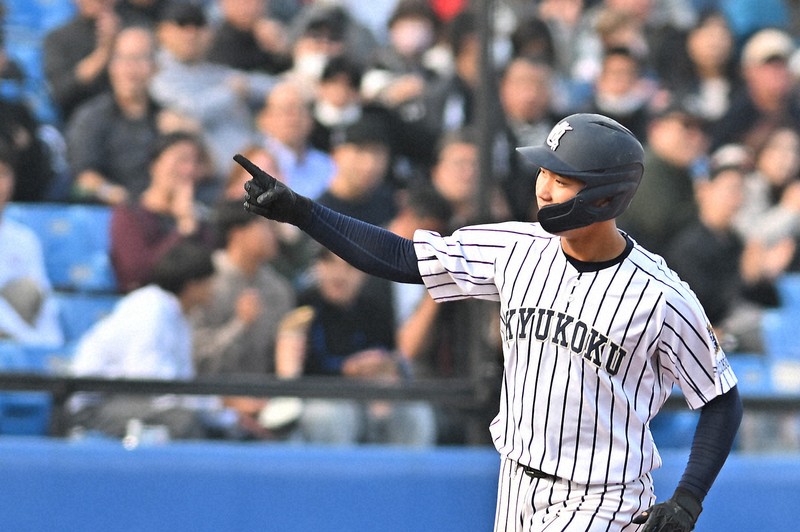 九州国際大学附属高校甲子園バック 九州国際大付・バックスクリーン弾の牟礼「打撃に自信」 明治神宮大会