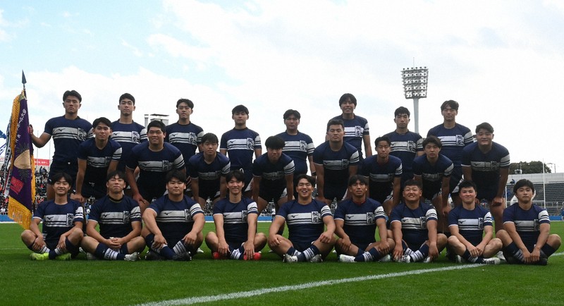 【神奈川第1】3大会連続23回目の花園出場を決めた桐蔭学園の選手たち＝横浜市神奈川区で2025年11月16日午後1時50分、清水夏妃撮影