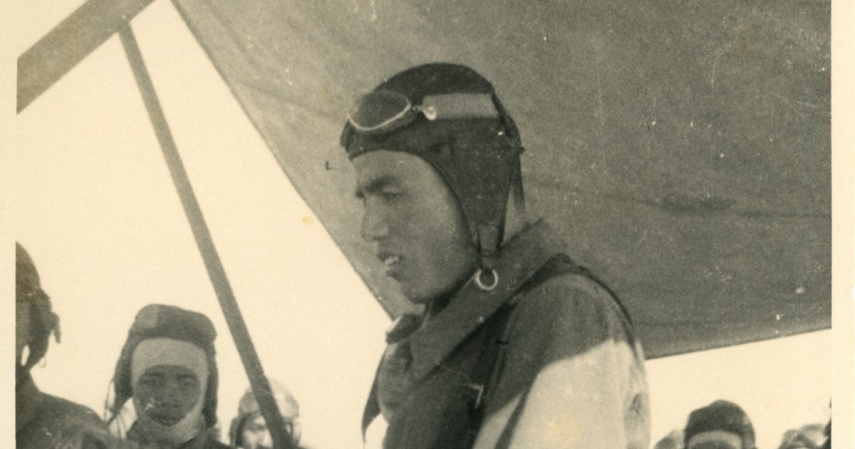 戦中、戦後を駆け抜けた「フェリー・パイロット」 愛媛で資料公開