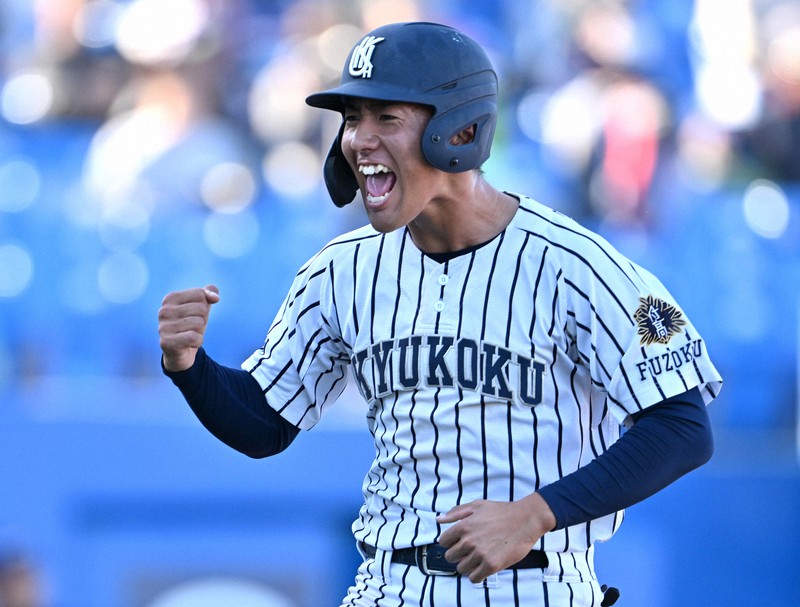 明治神宮大会高校の部準決勝 花巻東－九州国際大付 [写真特集1/17