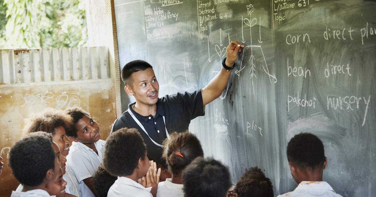 JICAトピックス：世界と日本を変える力に JICA海外協力隊60年 | 毎日新聞