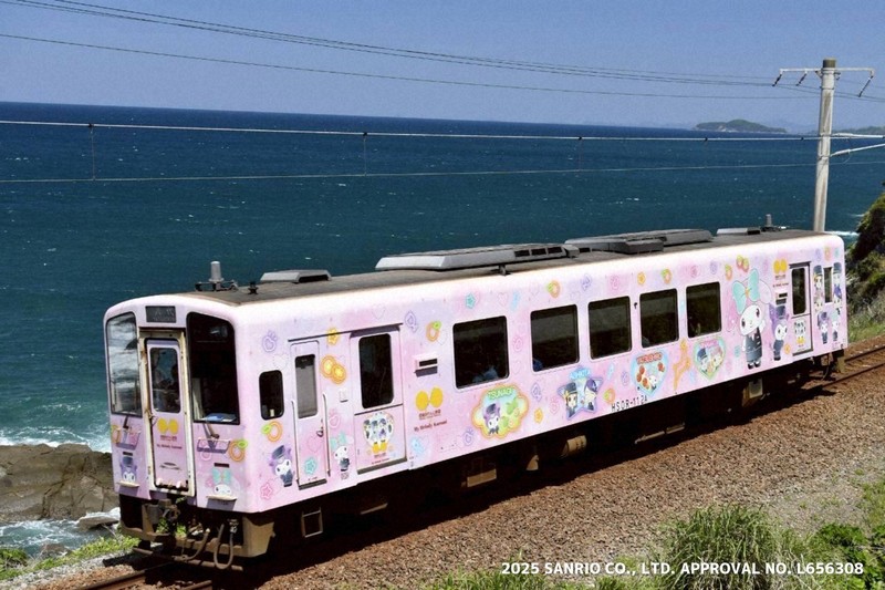 マイメロディ」の誕生日をお祝い 肥薩おれんじ鉄道が特別列車運行