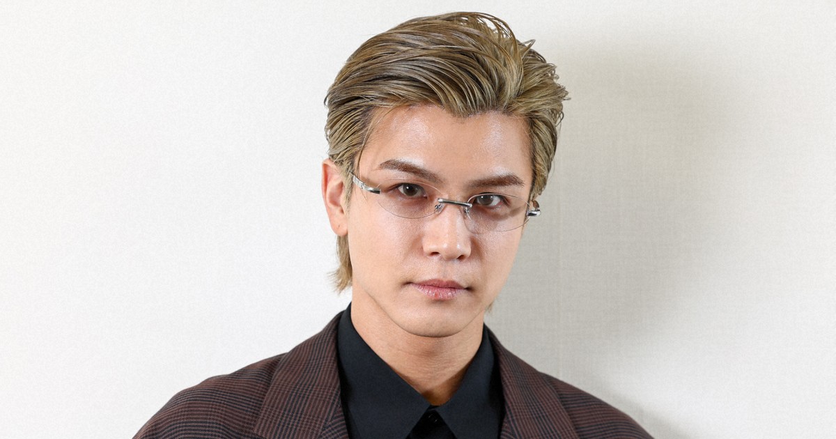 「金髪」主演の岩田剛典さん　“イタい”30歳の中学教師を好演