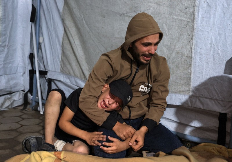 イスラエル軍がガザ空爆、子ども含む28人死亡 停戦下でも衝突続く