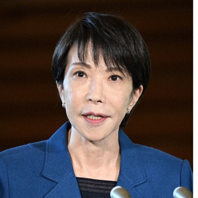 高市首相、自民の新人議員59人を激励　都内ホテルで懇親会