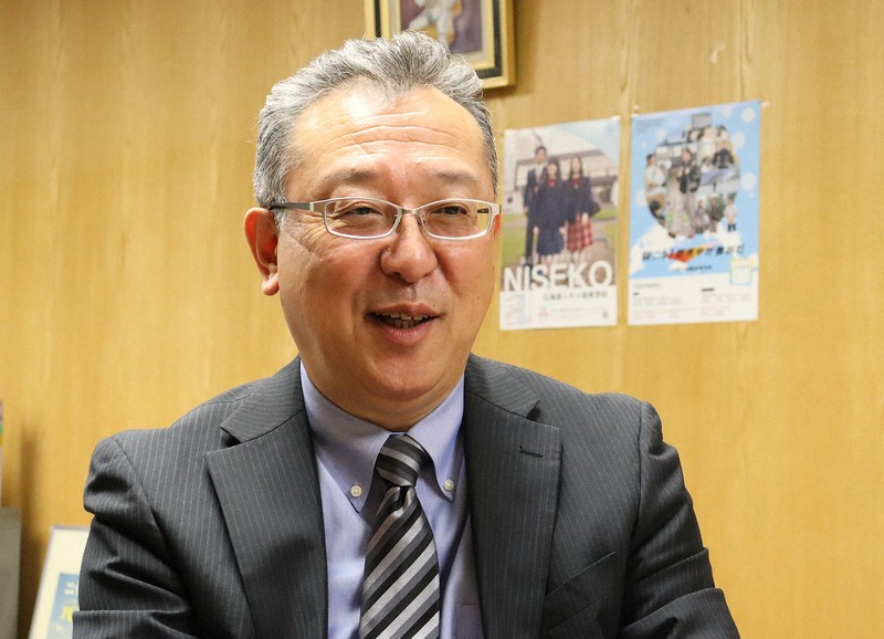 町立高で志願者急増 「ニセコの奇跡」起こす校長の原点は京都に | 毎日新聞