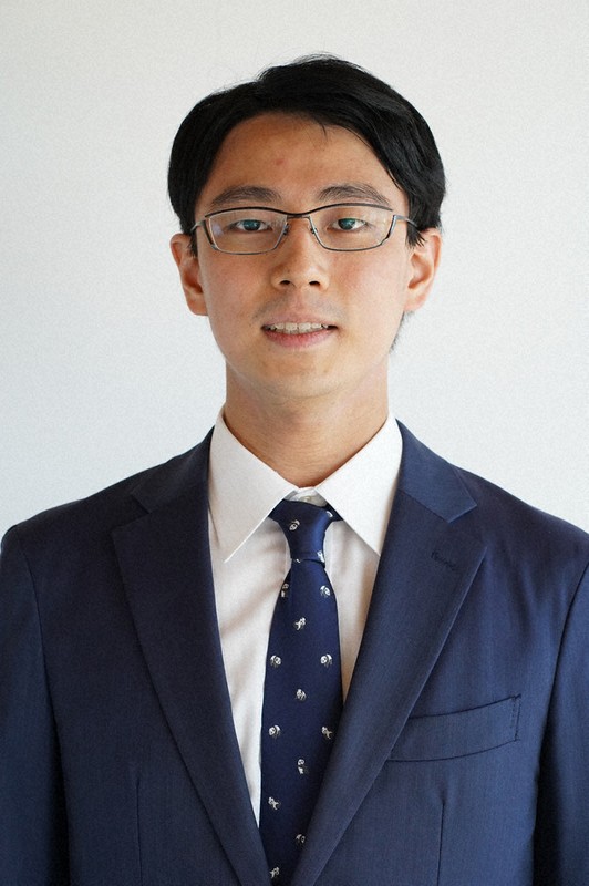 一力遼本因坊＝内藤絵美撮影