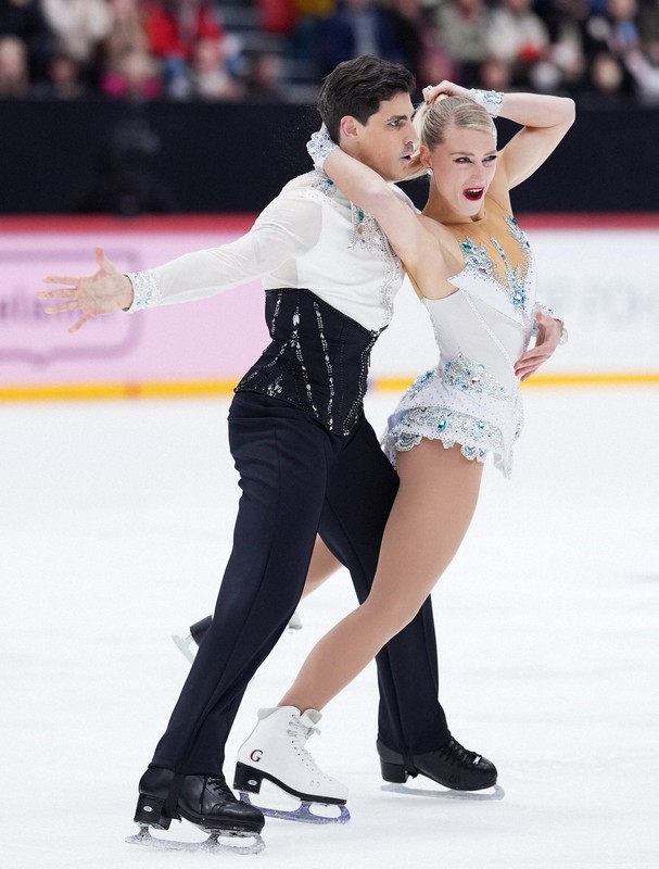 アイスダンスRDはフランスが首位 フィギュアGPフィンランド [写真特集1