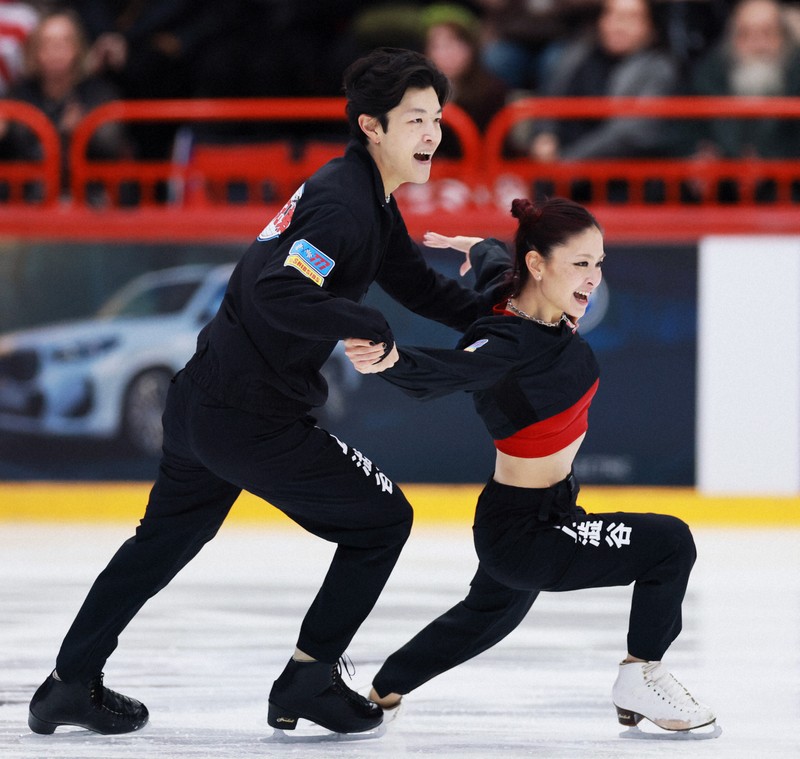 アイスダンスRDはフランスが首位 フィギュアGPフィンランド [写真特集1