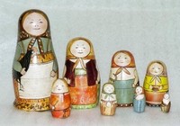 The original Russian doll set from 1890. (Public domain)