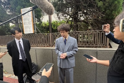 勝訴の芸人「週刊誌は反省して」　松本人志さん巡る名誉毀損裁判