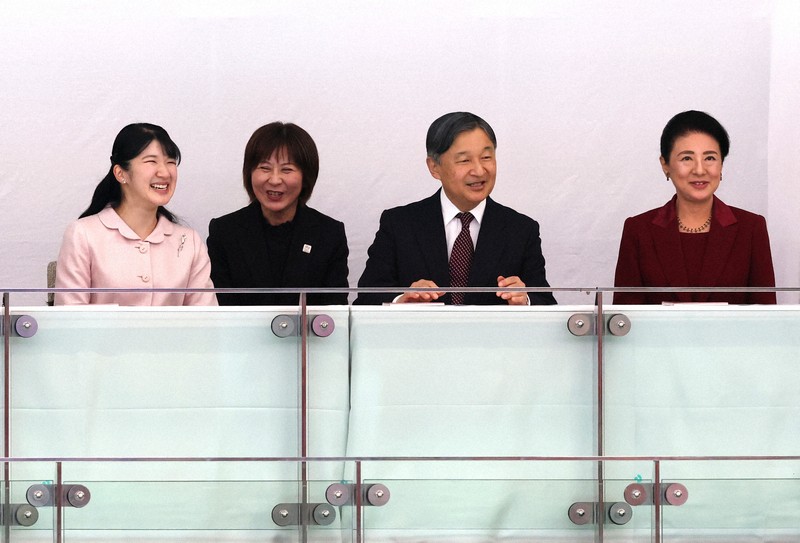 天皇ご一家、水泳競技を観戦 東京デフリンピック [写真特集1/11