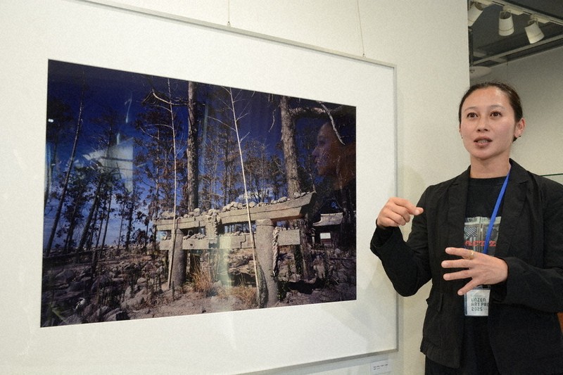噴火が奪う日常、捉える 故写真家・砂守さんの作品展示 30日まで 島原