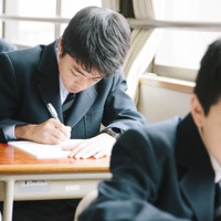 学業も部活も頑張り、充実した中高6年間を過ごそう－－。そんな希望を抱いて入った中学なのに（写真はイメージ）＝ゲッティ
