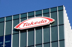 国内製薬大手は、免疫関連の新薬候補の拡充に力を入れている。写真は東京都・中央区の武田薬品工業の本社ビル＝Bloomberg