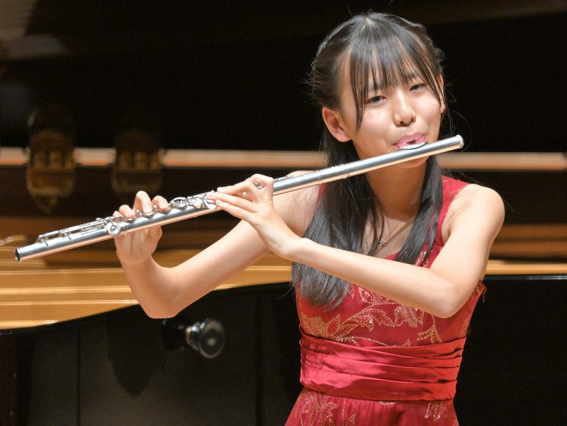 学生音コン・フルート中学の部 1位の山中さん「信じられない」 | 毎日新聞