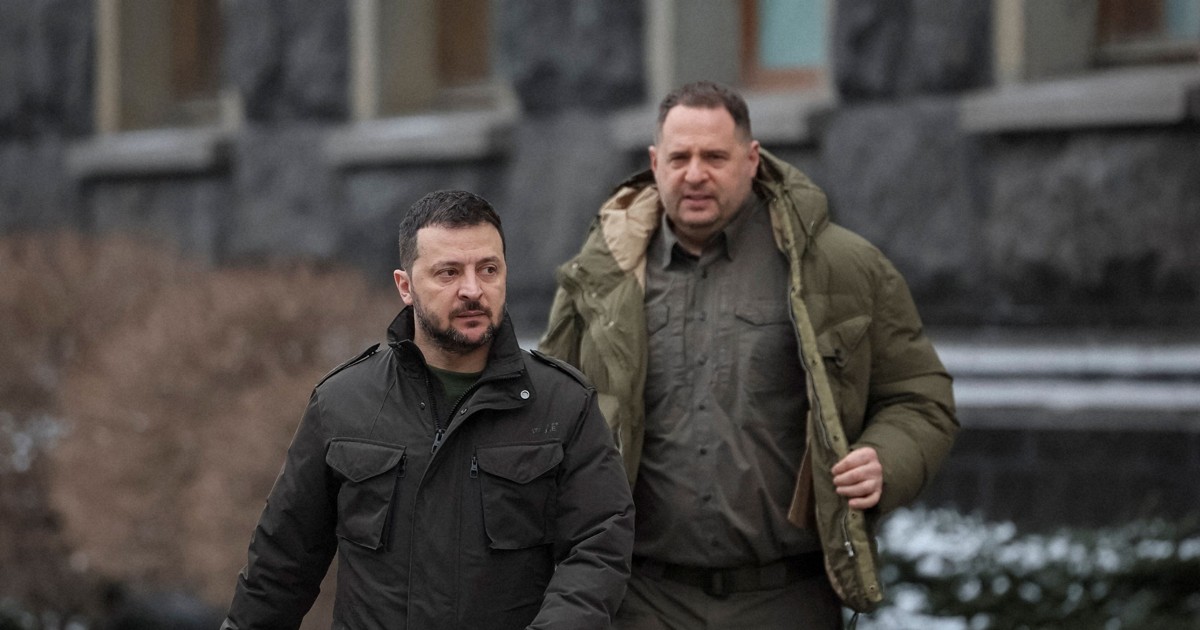 辞任のウクライナ大統領府長官、どんな人物?　和平交渉に打撃か